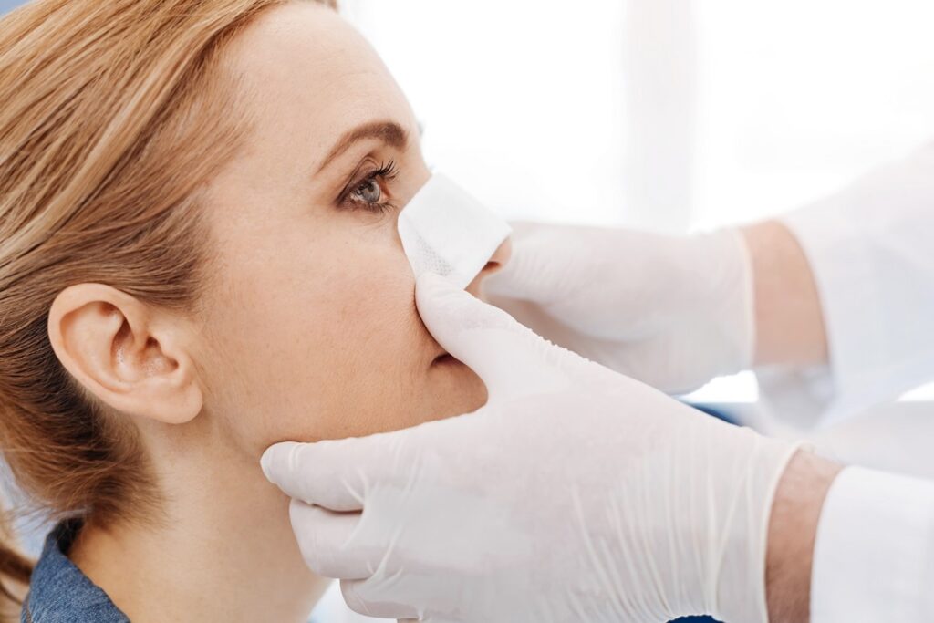 Técnicas da rinoplastia estruturada: saiba seus benefícios